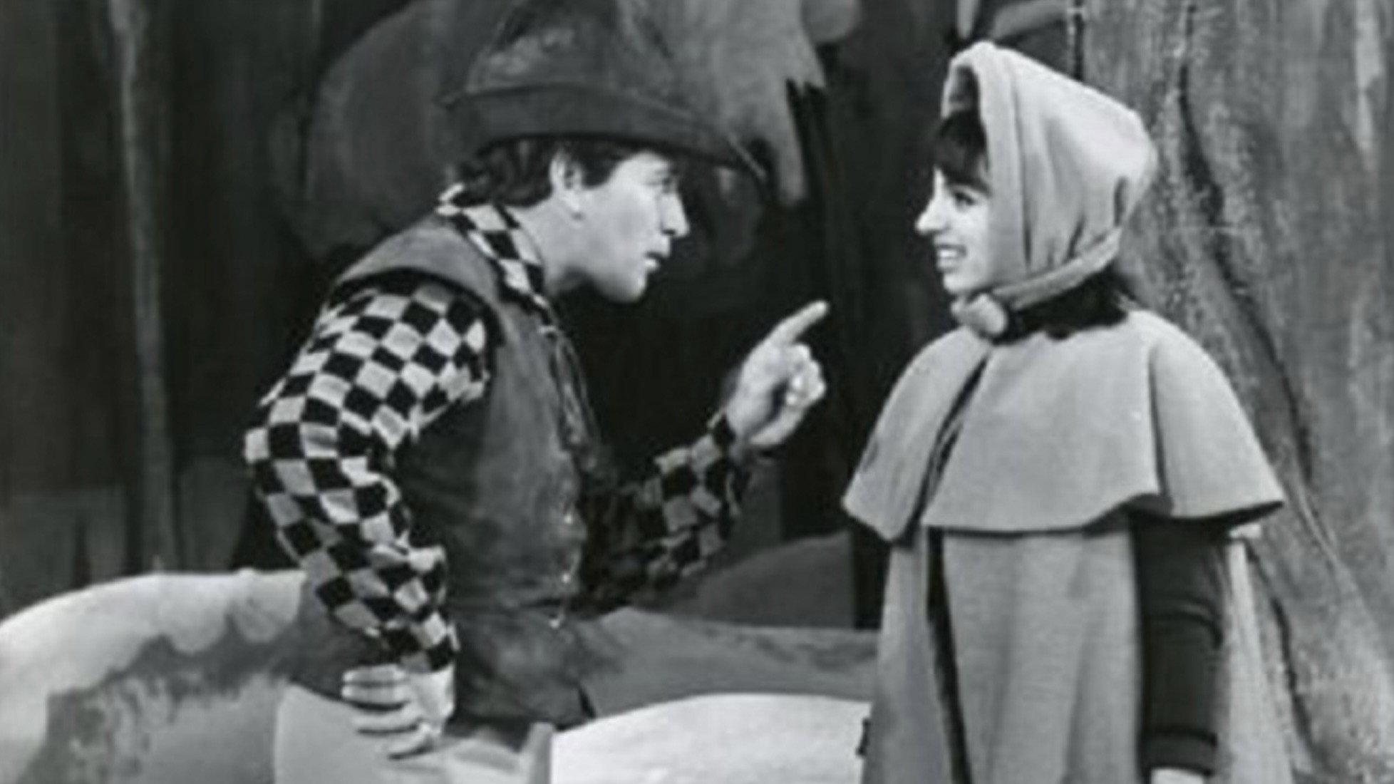 The Dangerous Christmas of Red Riding Hood 1965 movie scene