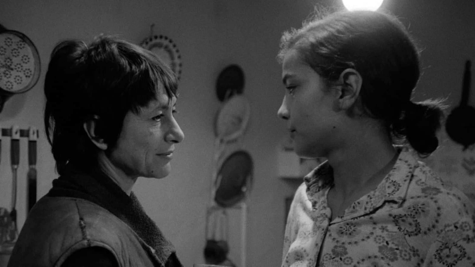 Adoption 1975 movie scene