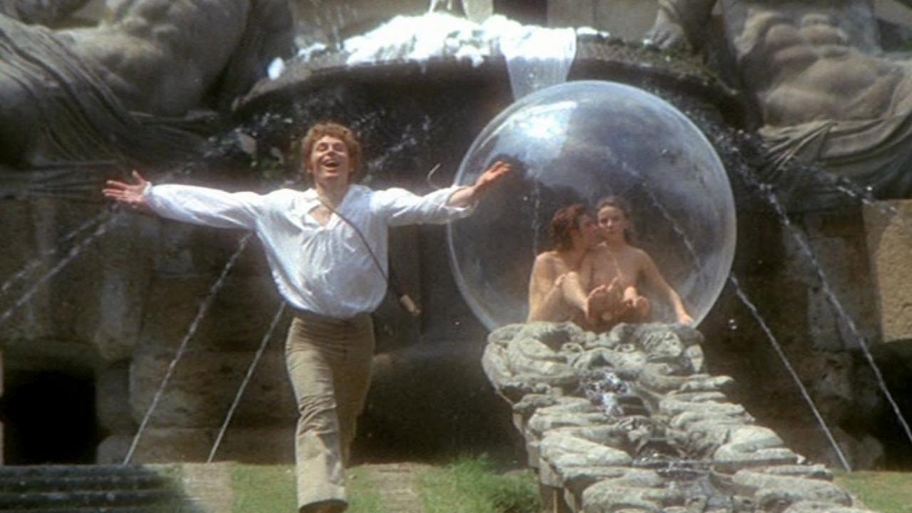 Mondo candido 1975 movie scene
