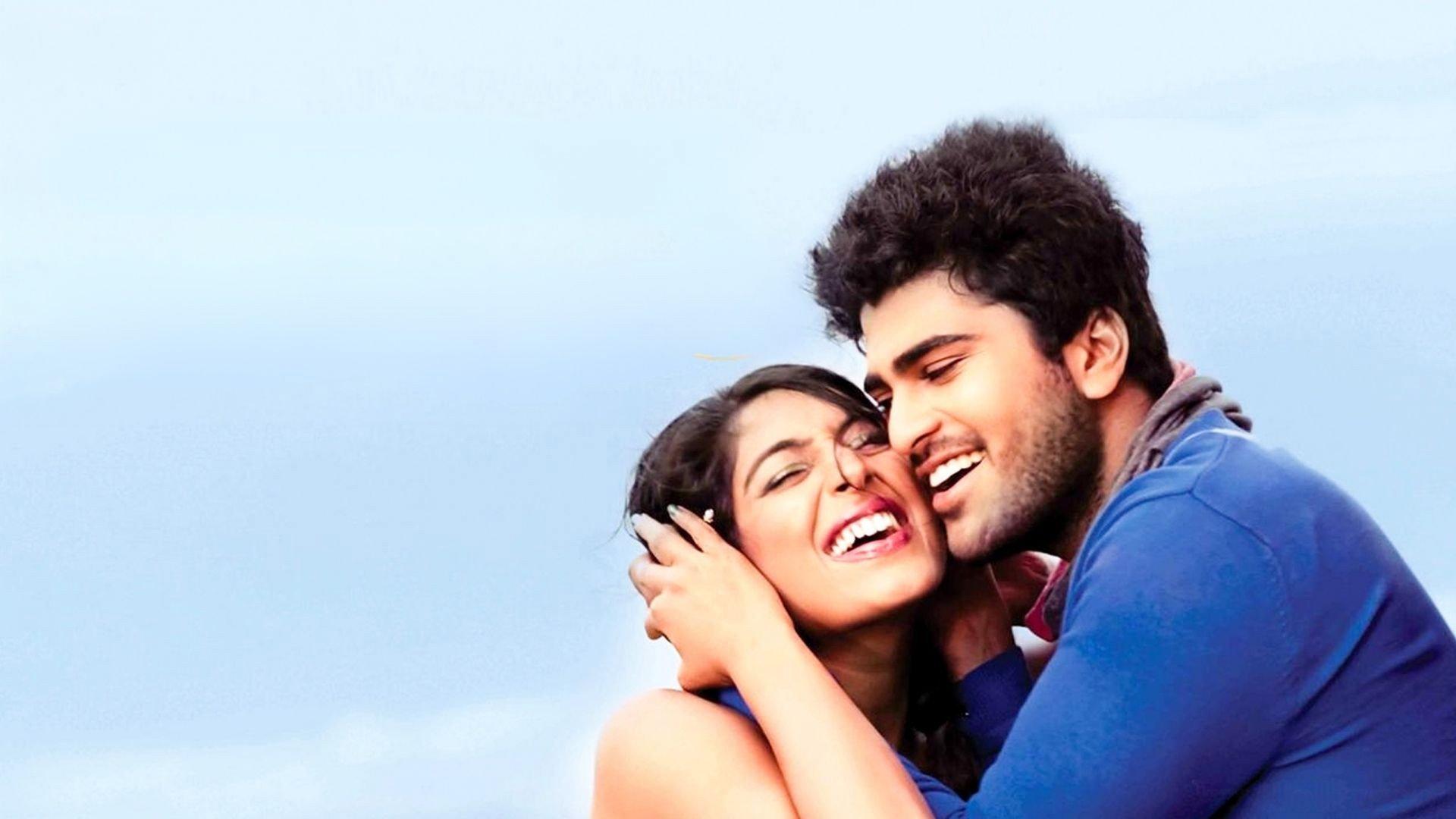 Andari Bandhuvaya 2010 movie scene