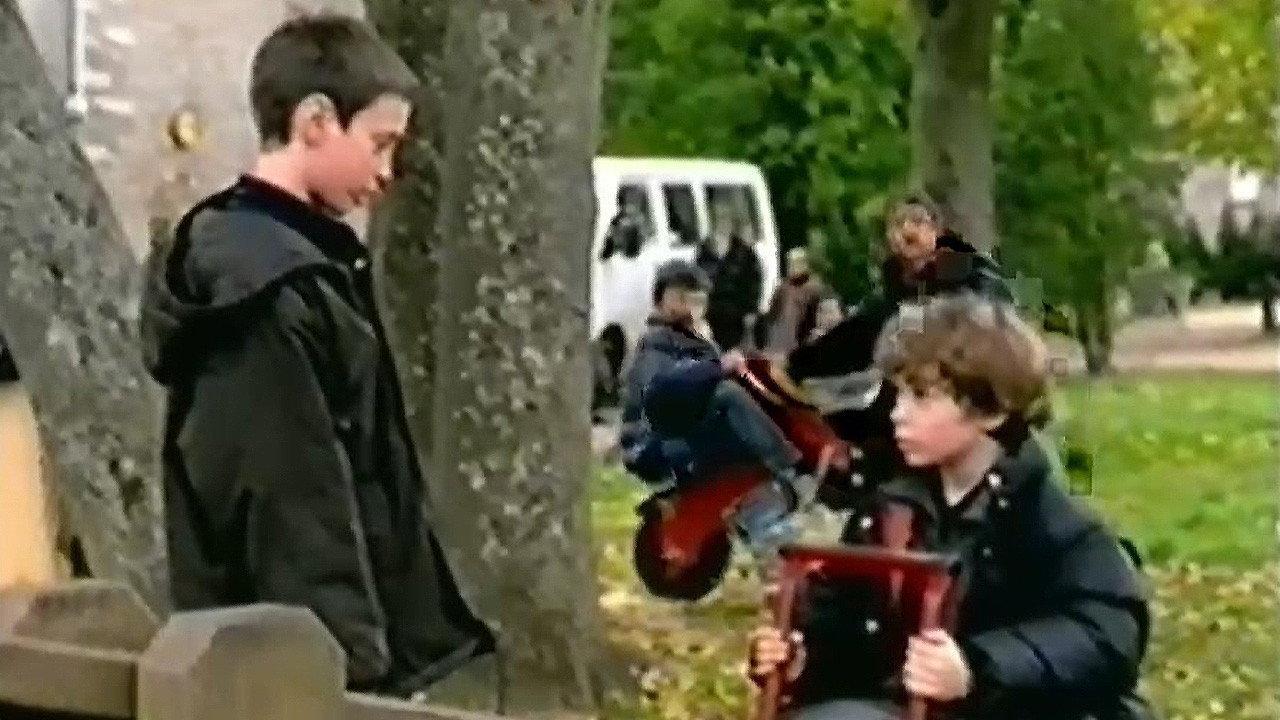 Mother on the Run 2000 movie scene