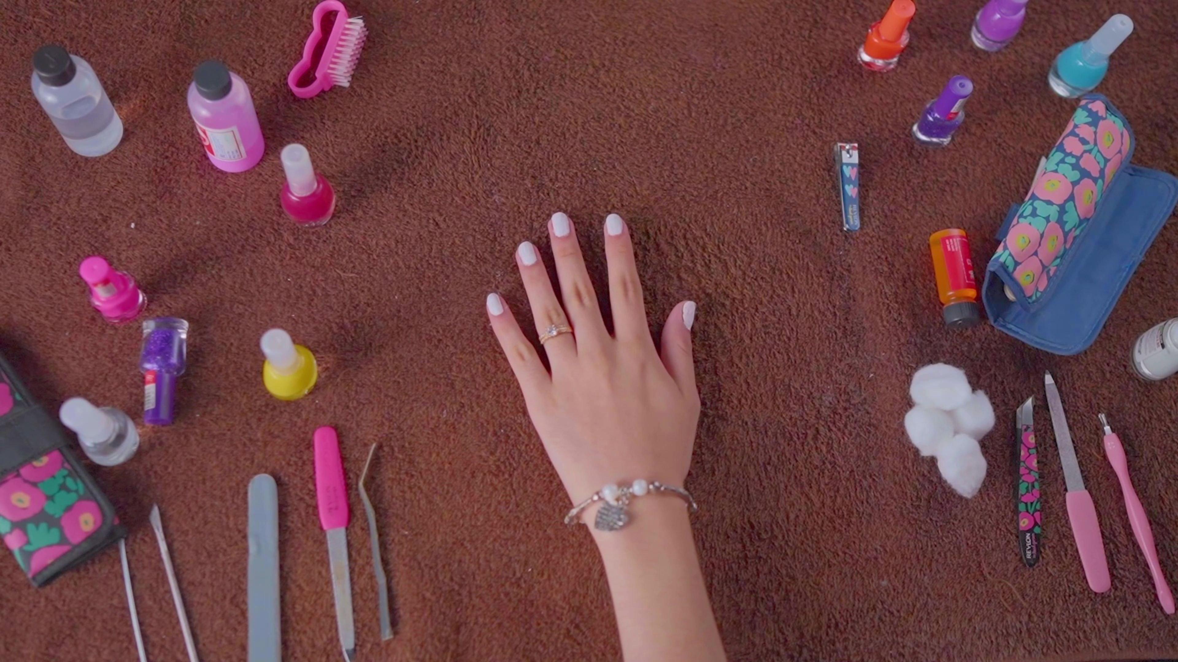 Manicure Po! 2024 movie scene