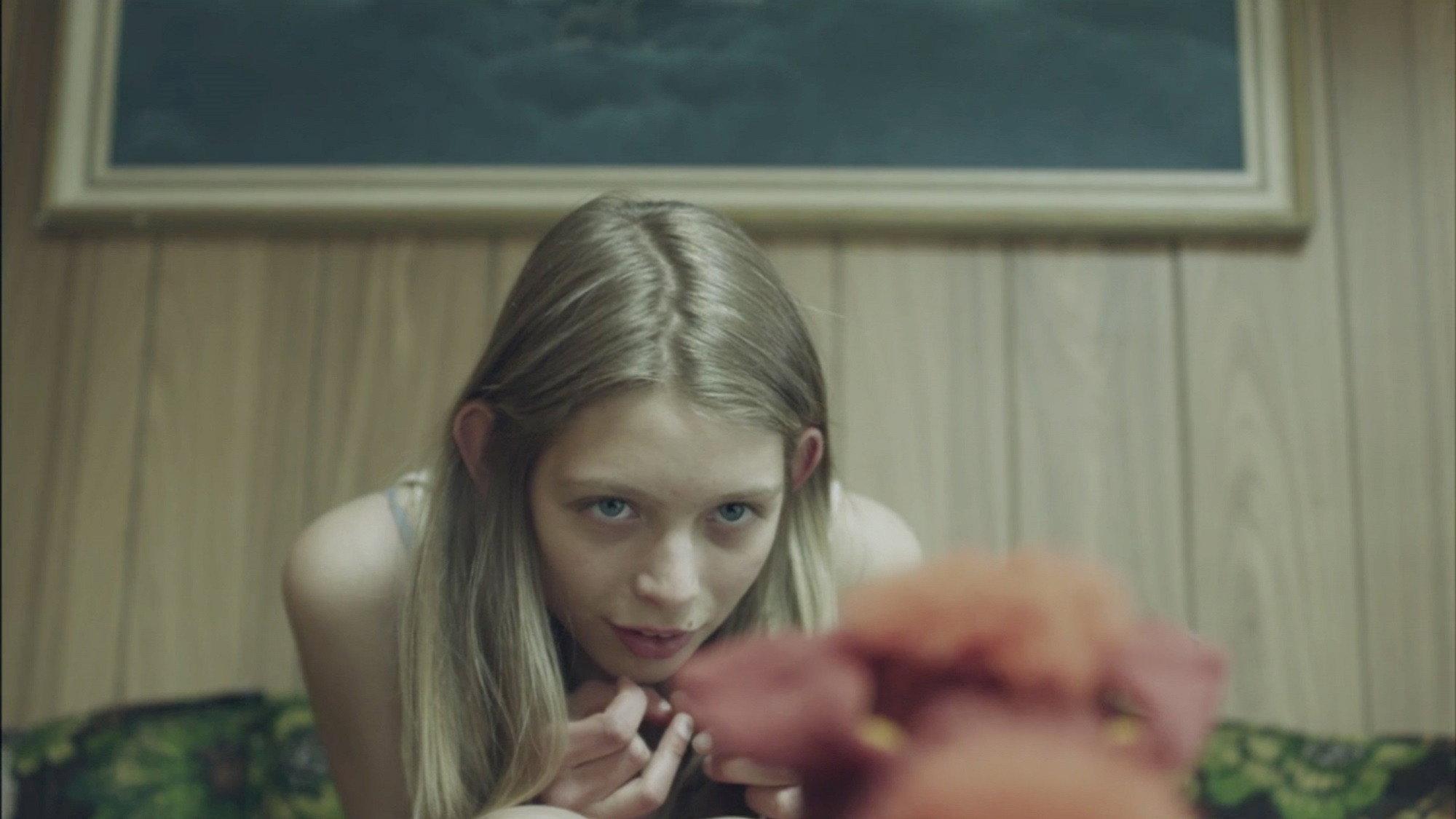 Syndromes 2012 movie scene