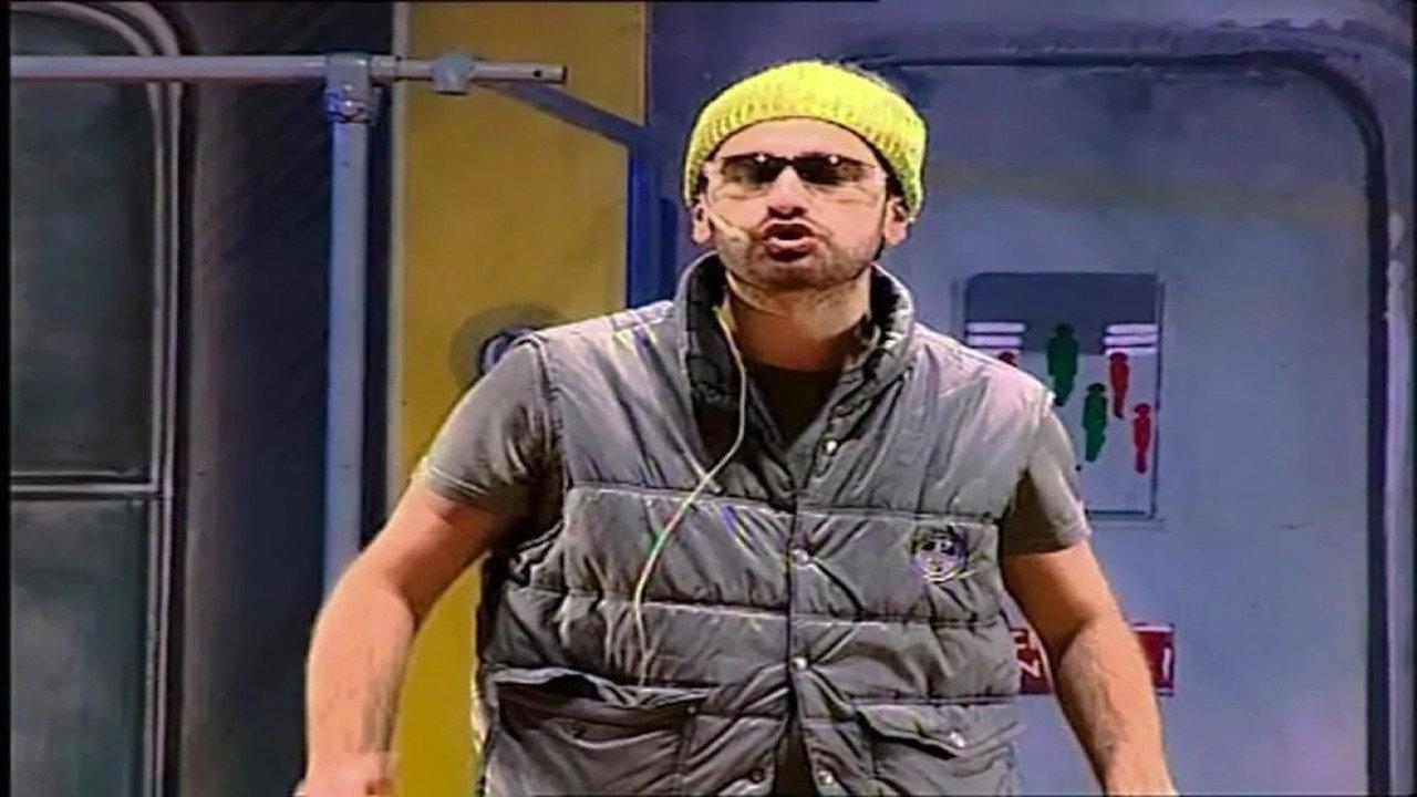 Alessandro Siani - Per tutti 2011 movie scene