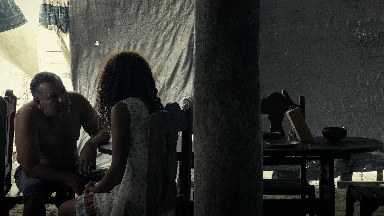 La Orilla 2025 movie scene