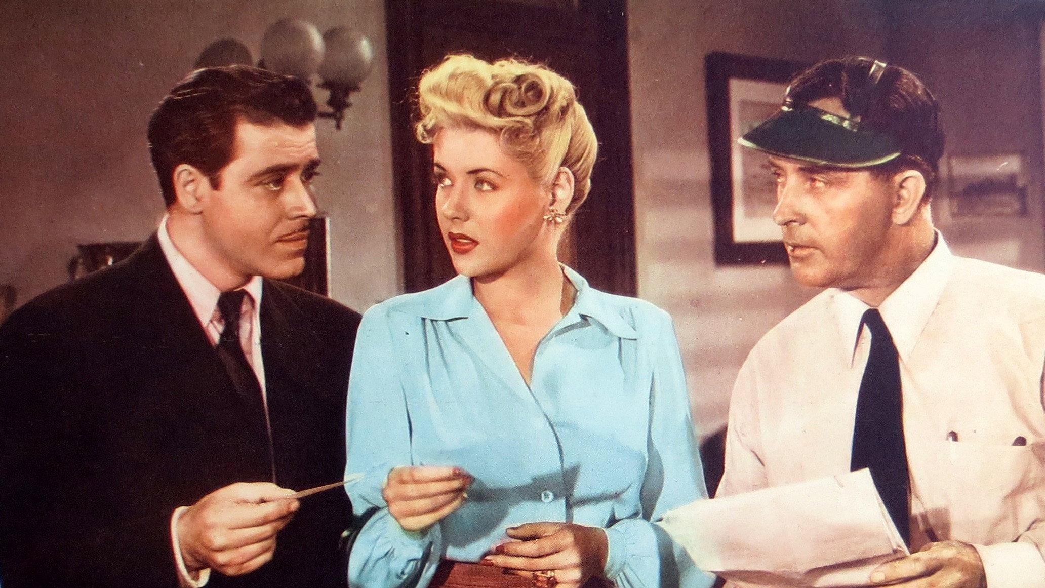 A Scream in the Dark 1943 movie scene