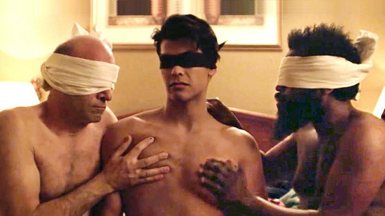 Discreet 2017 movie scene