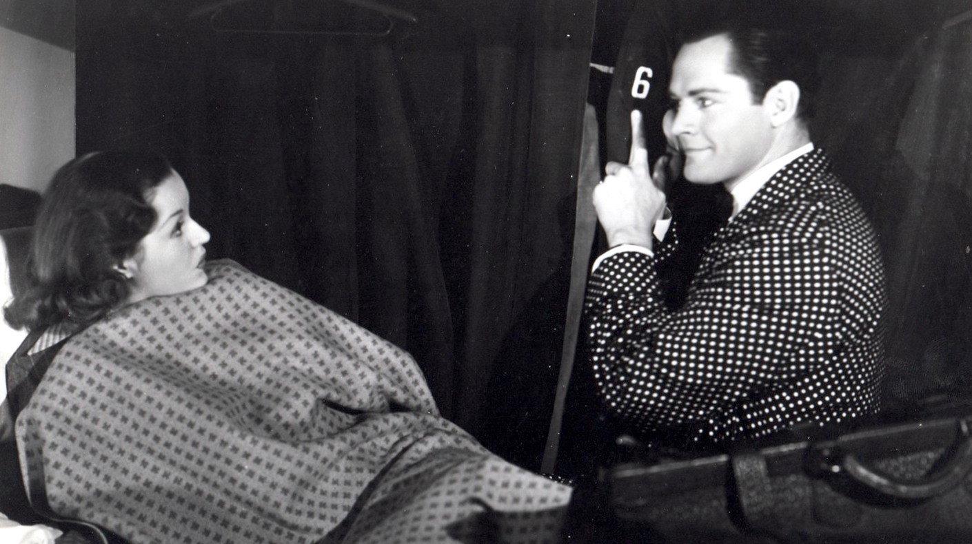 Romance on the Run 1938 movie scene