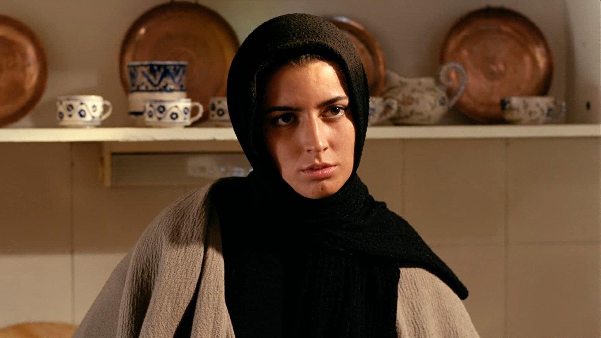 Leila 1999 movie scene