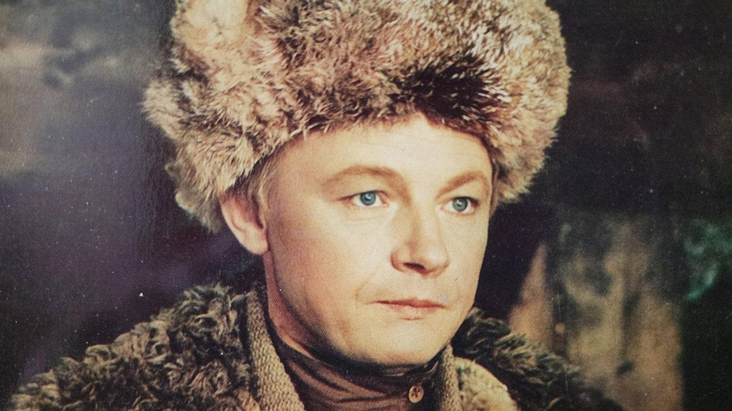 Vasily and Vasilisa 1981 movie scene