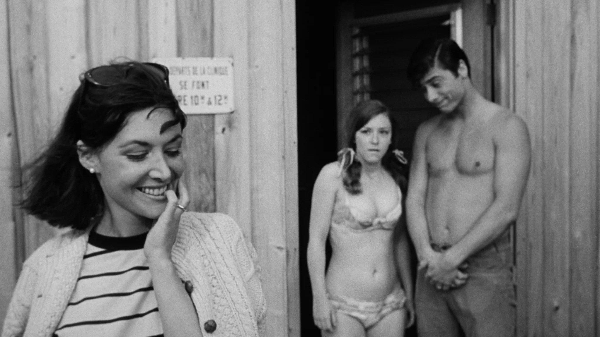 Deep Inside 1967 movie scene