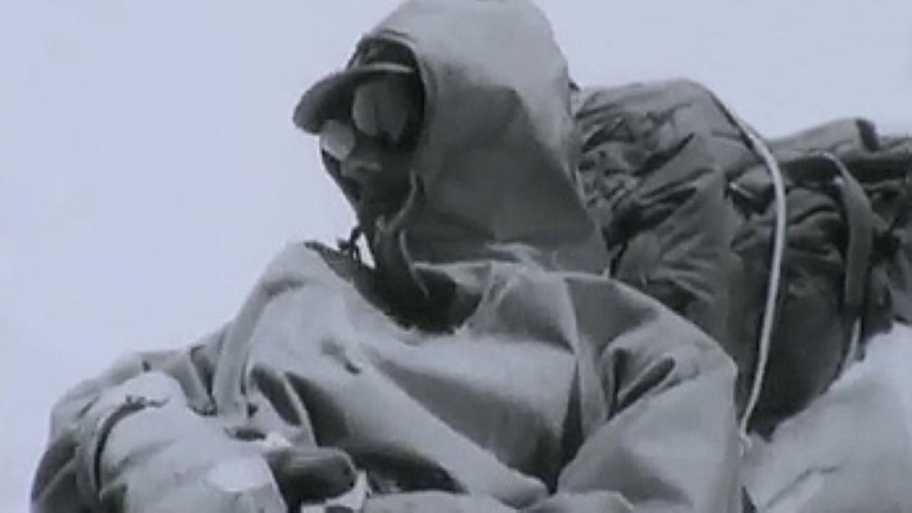 The Ski Sled 1942 movie scene