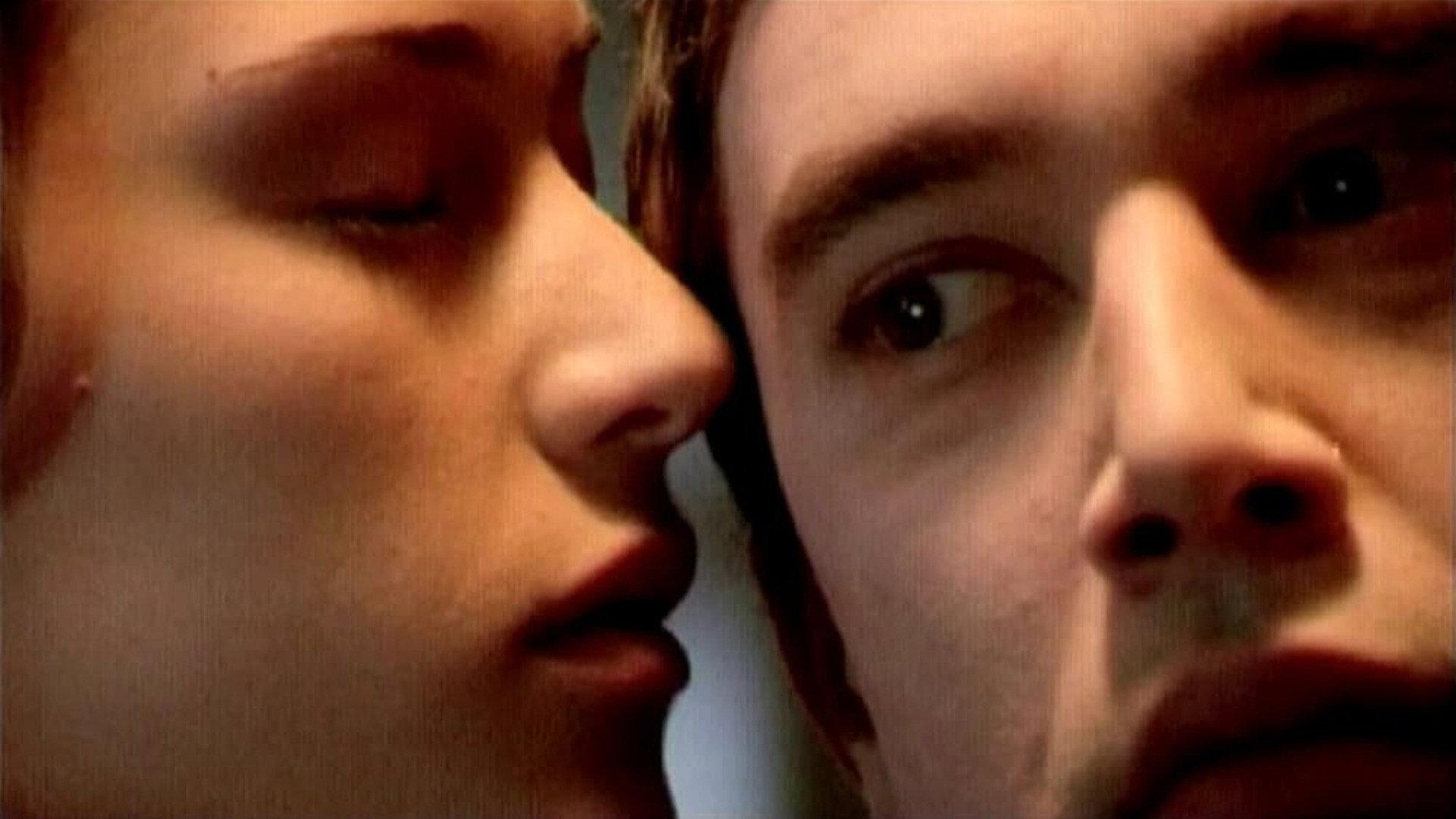 Desire on a Fall Afternoon 2006 movie scene