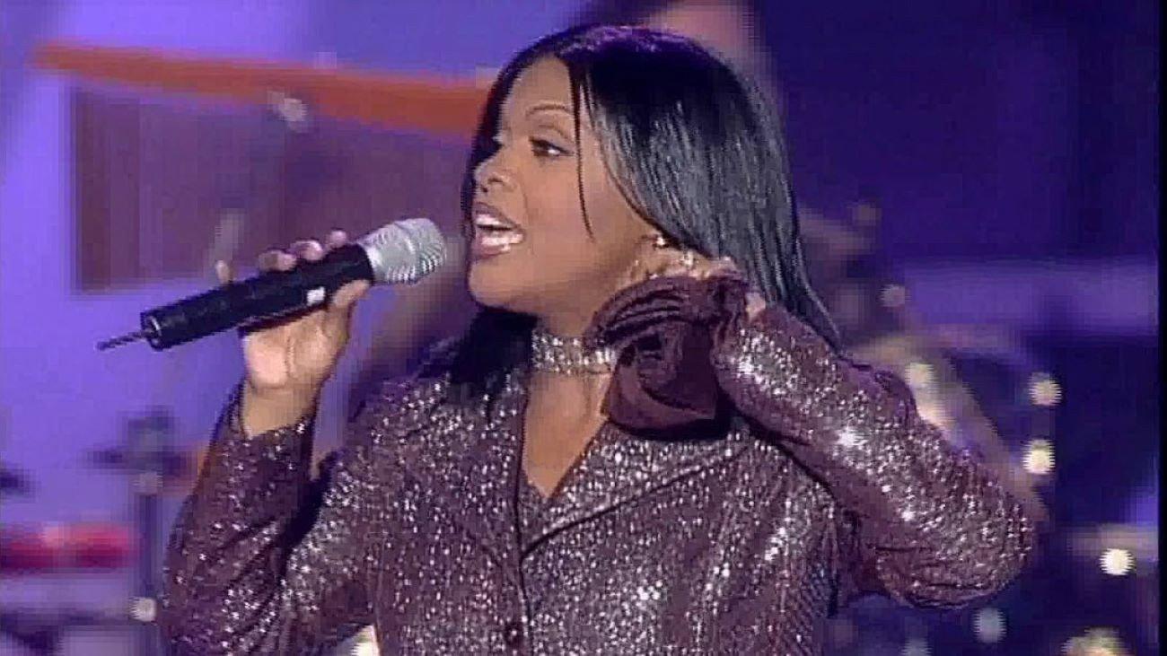 CeCe Winans: Live in the Throne Room 2004 movie scene