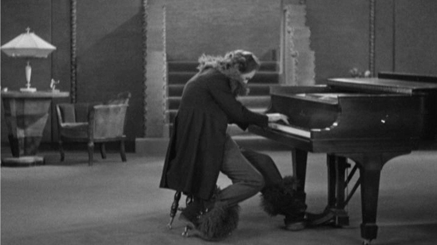 The Madcap Musician 1929 movie scene