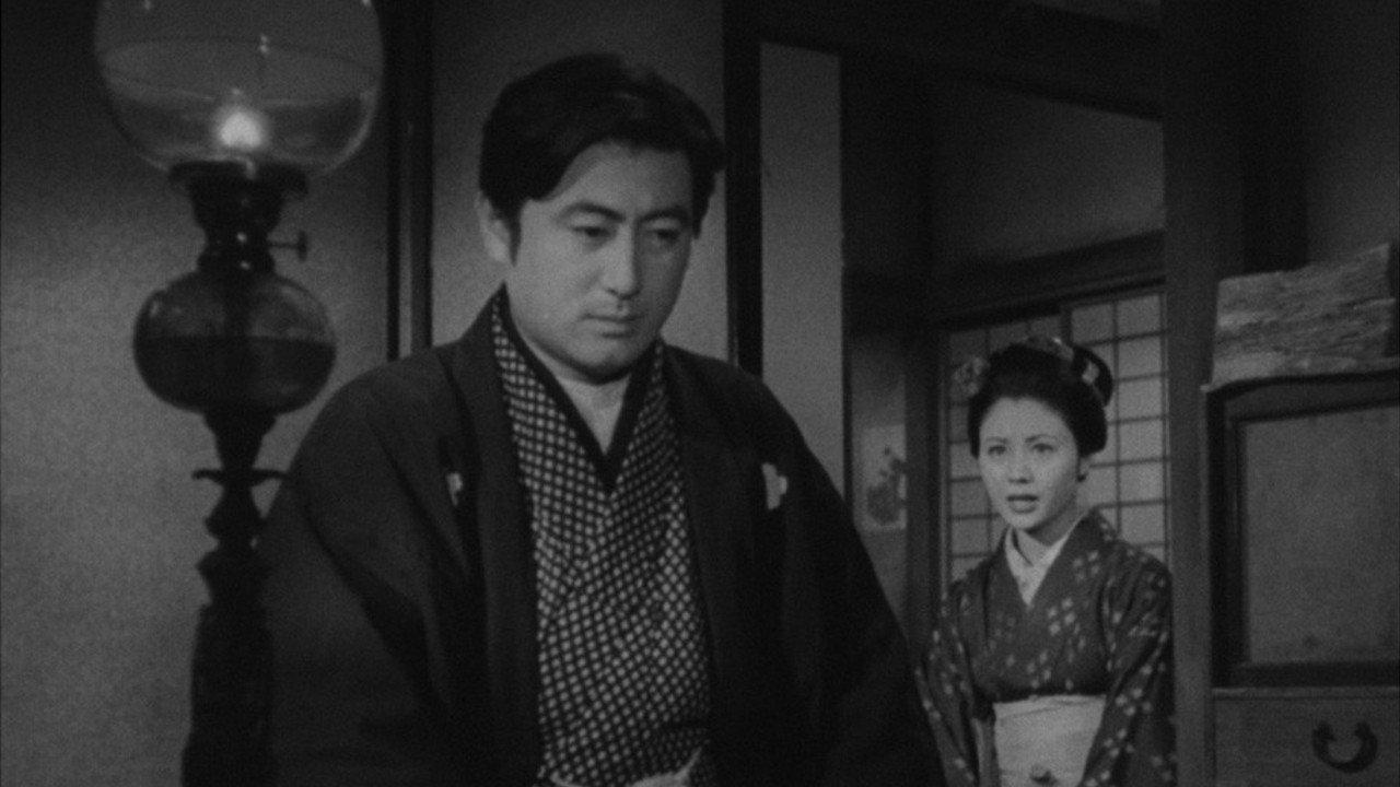 Rakka no mon 1954 movie scene