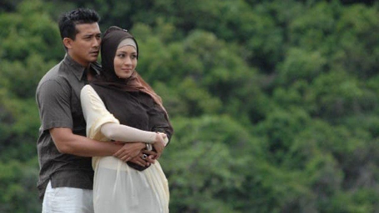 Ombak Rindu 2011 movie scene