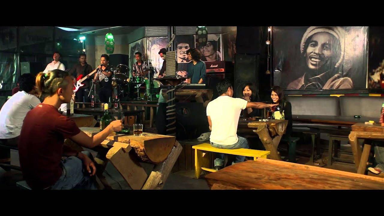 Dhanda 2012 movie scene