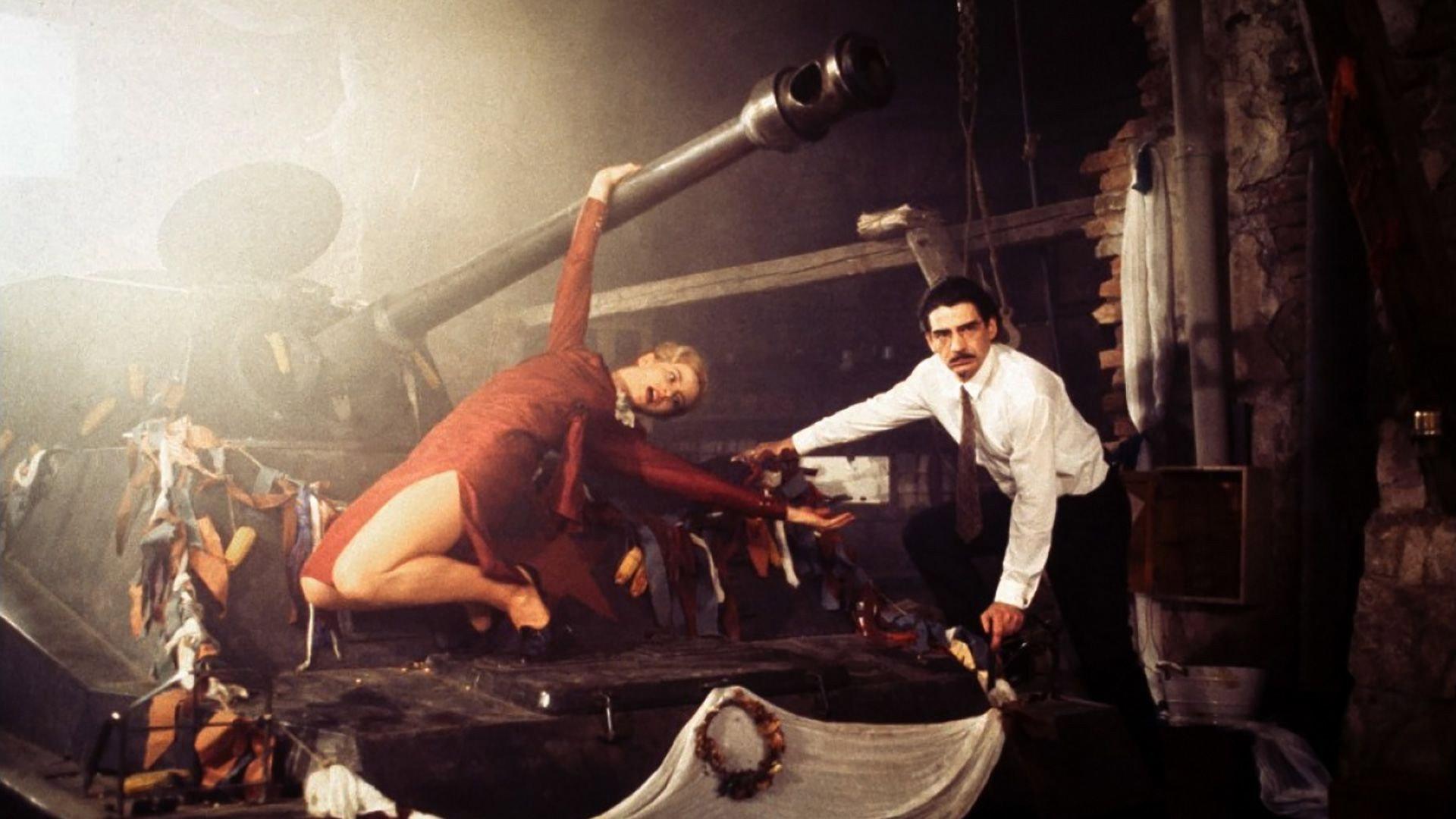 Underground 1995 movie scene