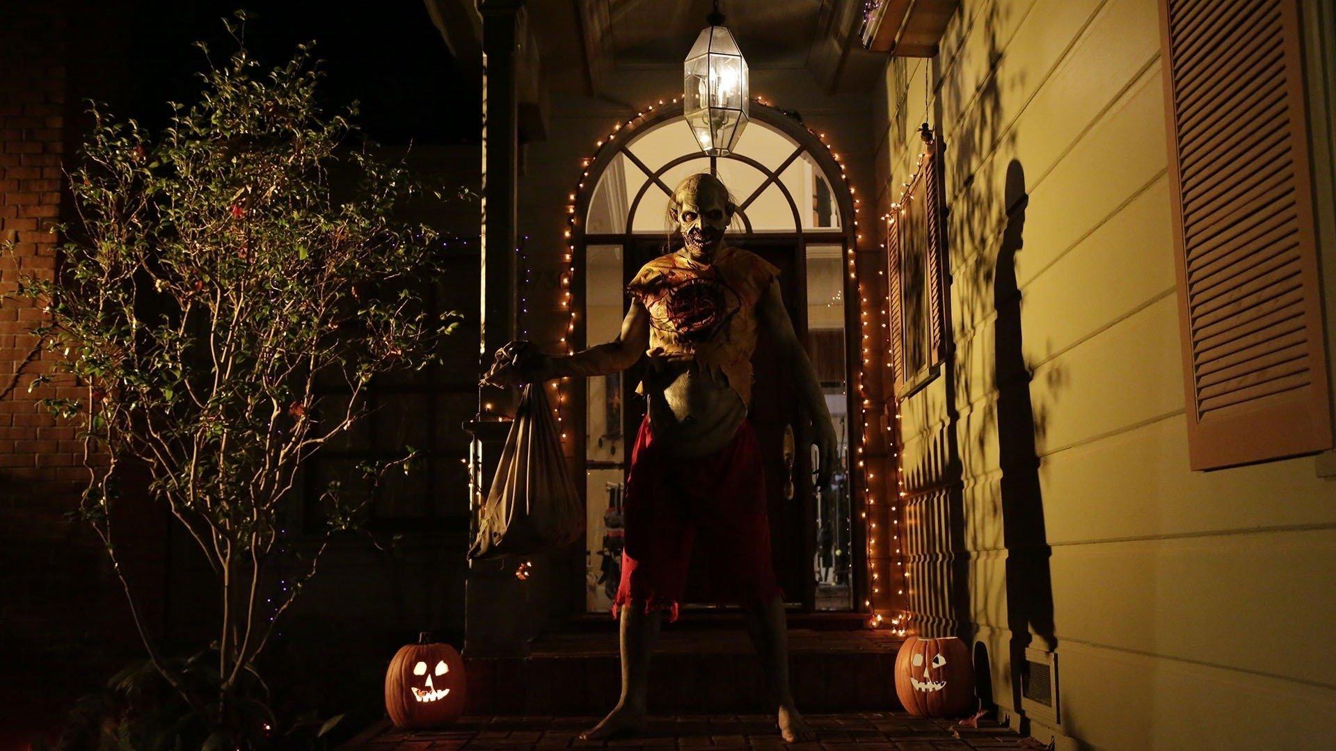Tales of Halloween 2015 movie scene
