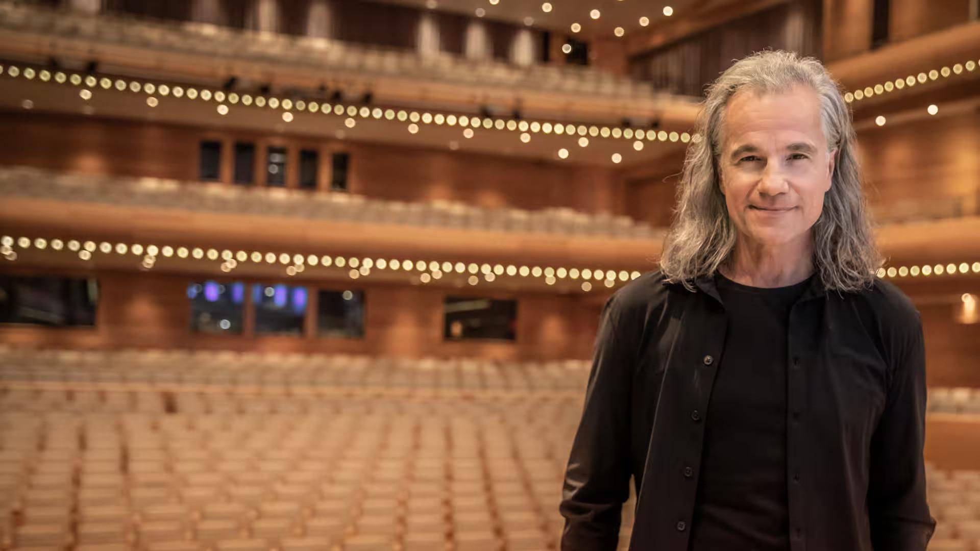 Bruno Pelletier : Il est venu le temps... 2023 movie scene