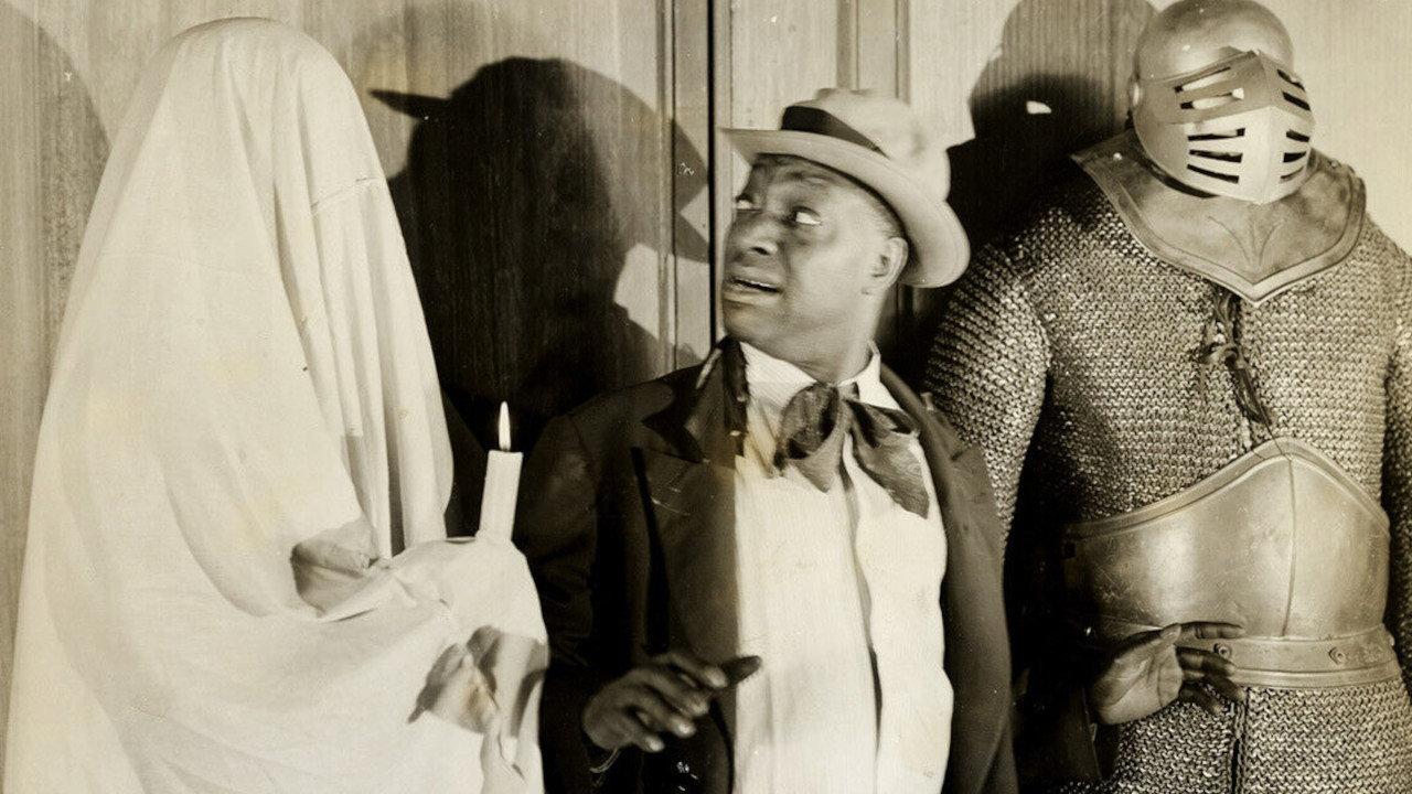 Fight That Ghost 1946 movie scene
