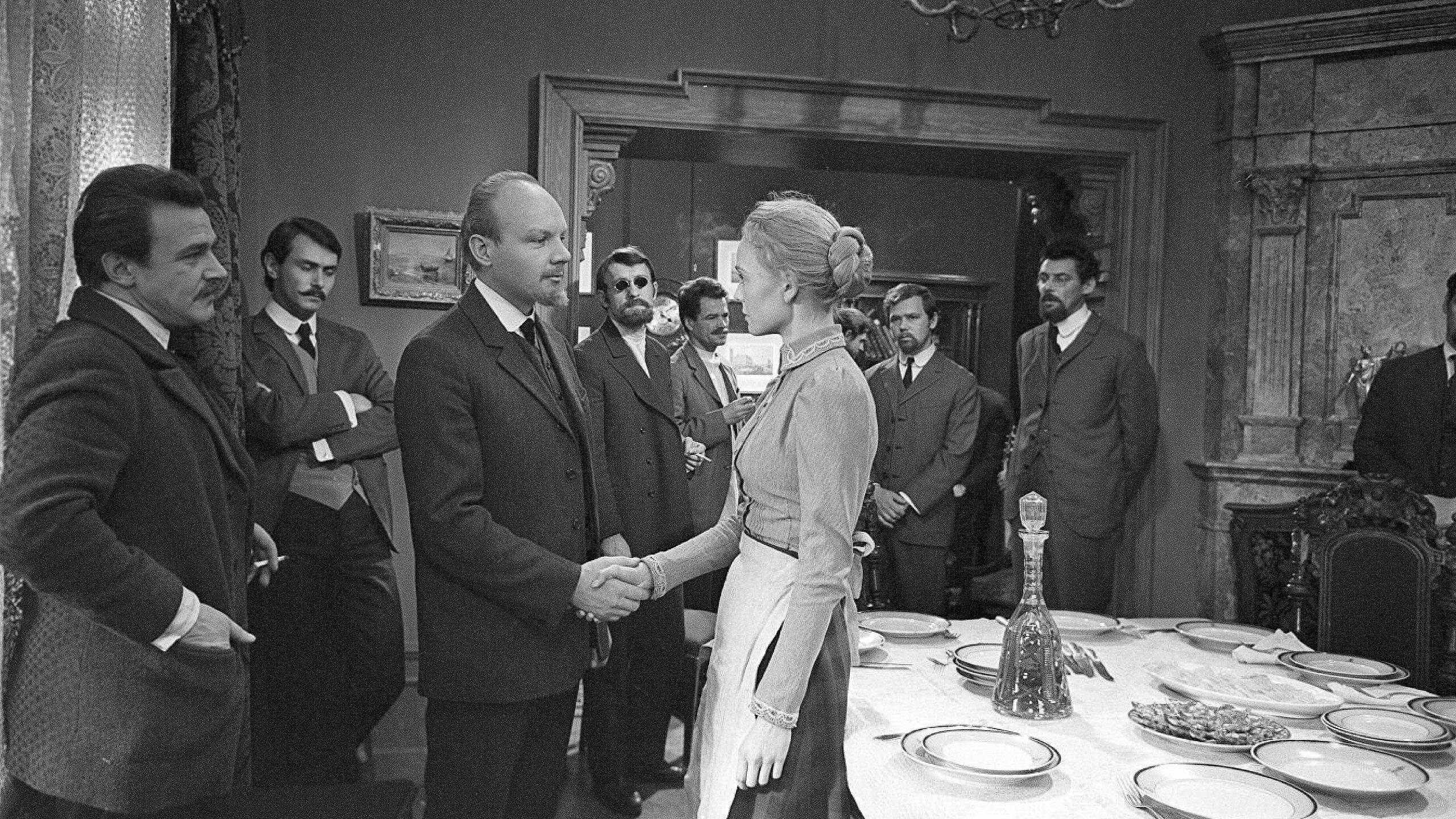 Nadezhda 1973 movie scene