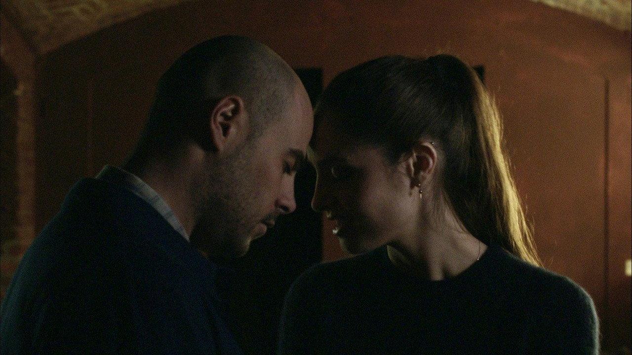 Un posto sicuro 2015 movie scene