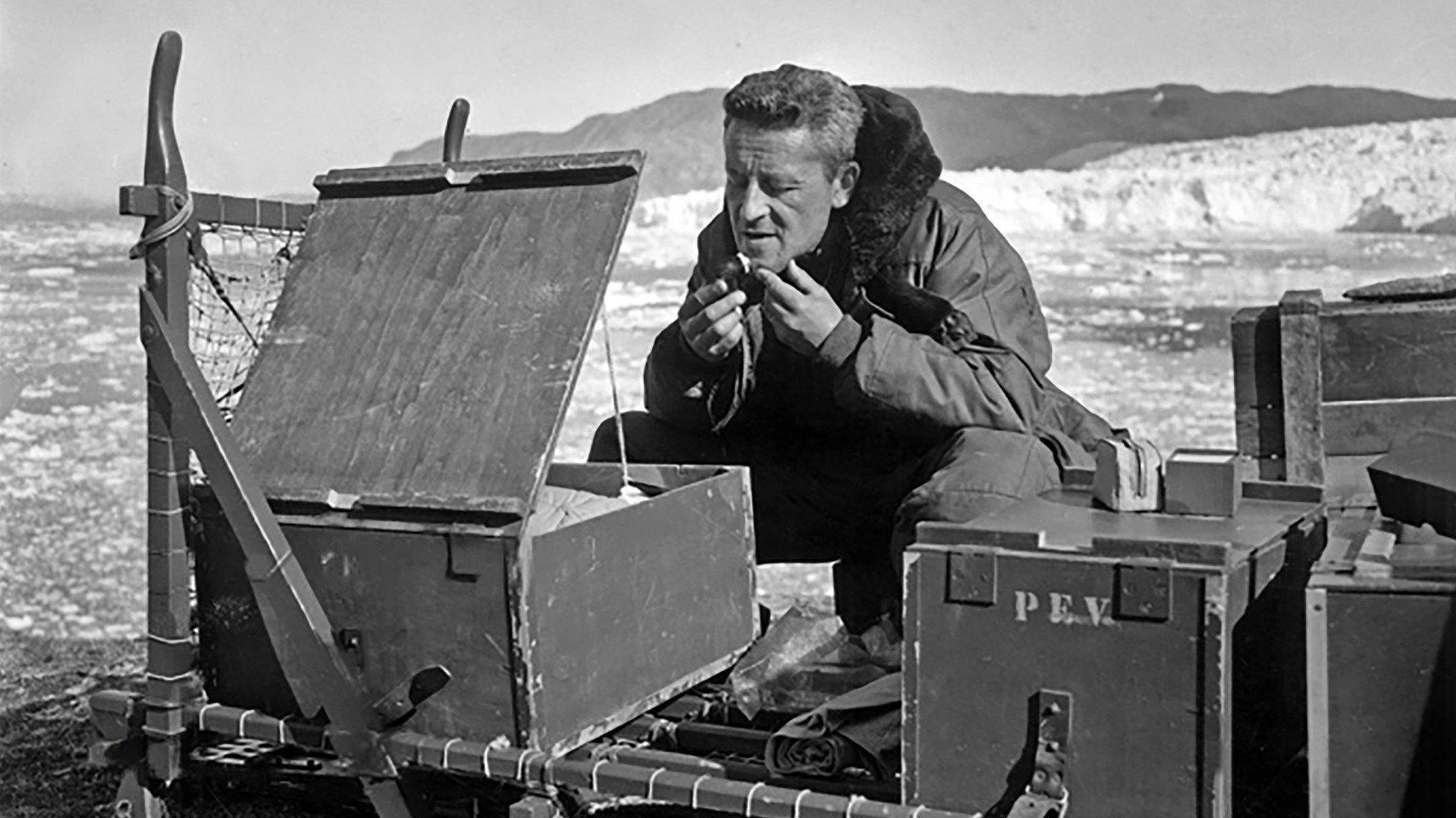 Terre de Glaces 1949 movie scene