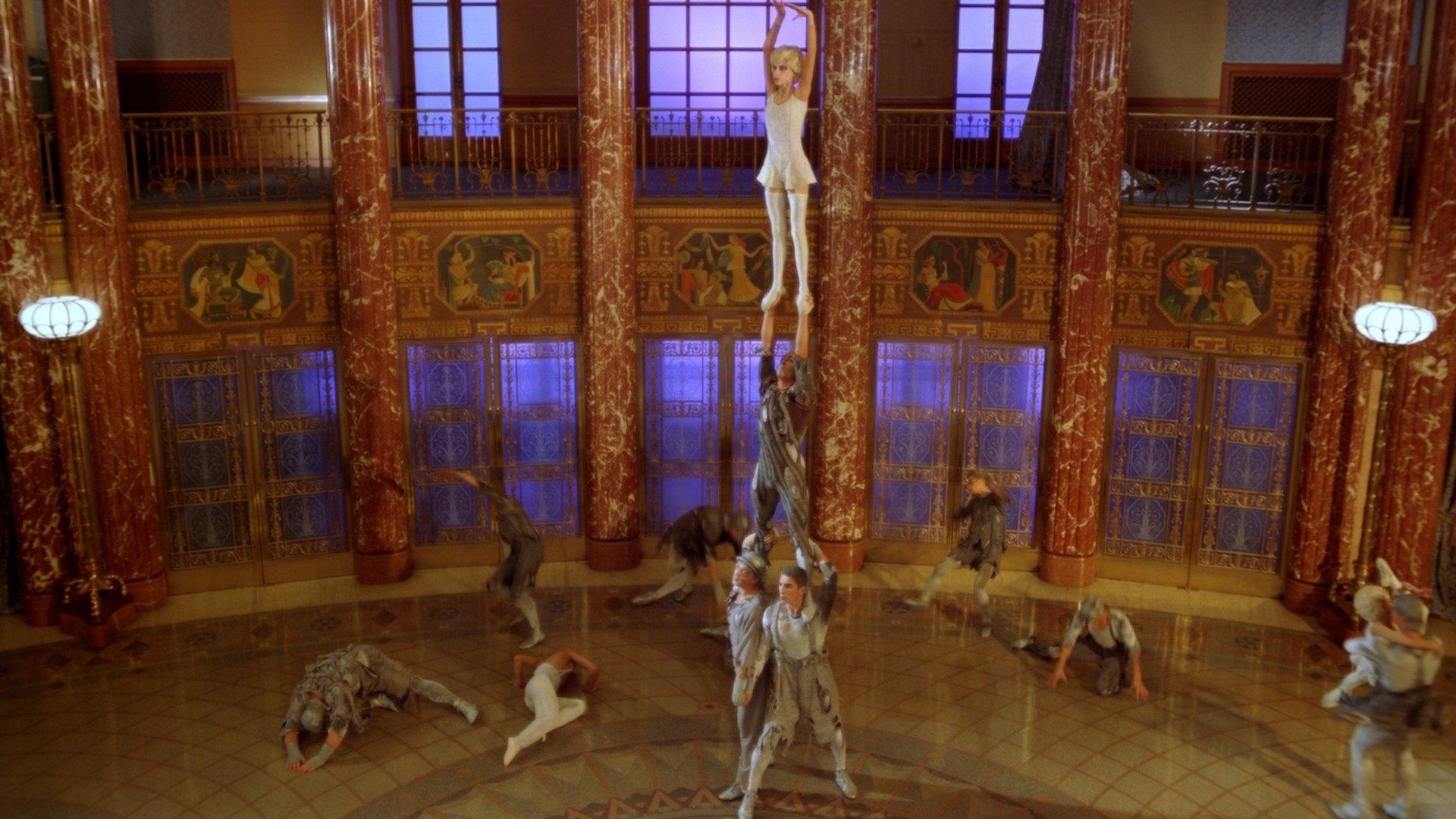 Cirque du Soleil: Journey of Man 2000 movie scene