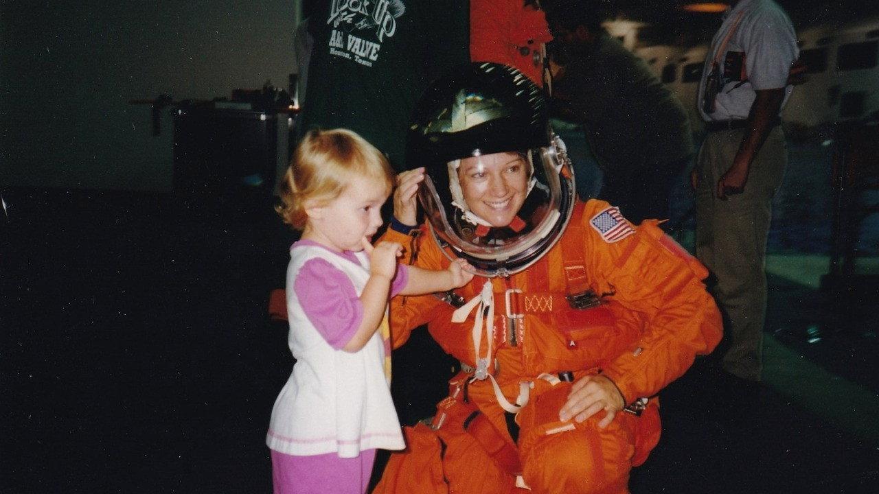 Spacewoman 2025 movie scene