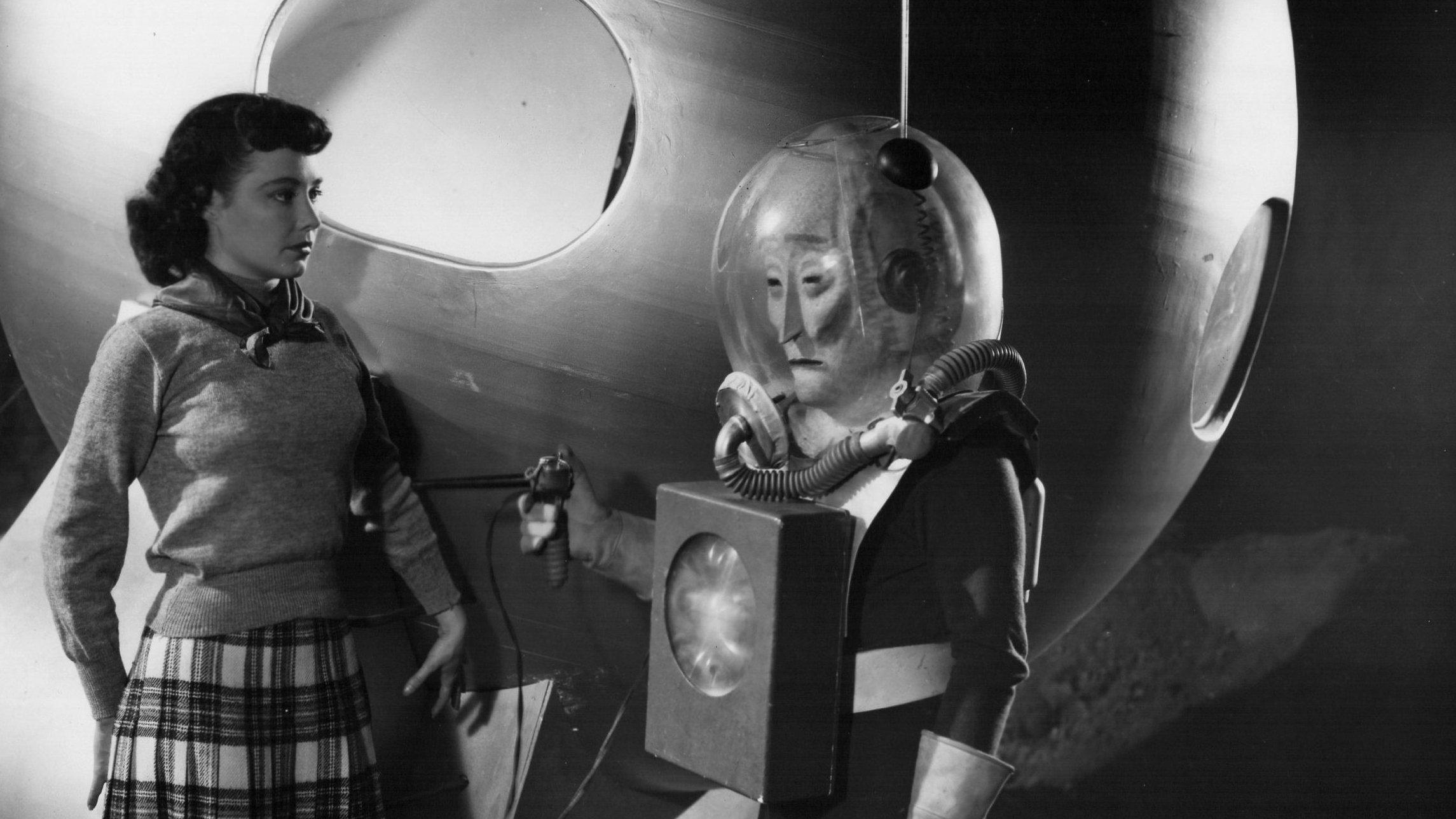 The Man from Planet X 1951 movie scene