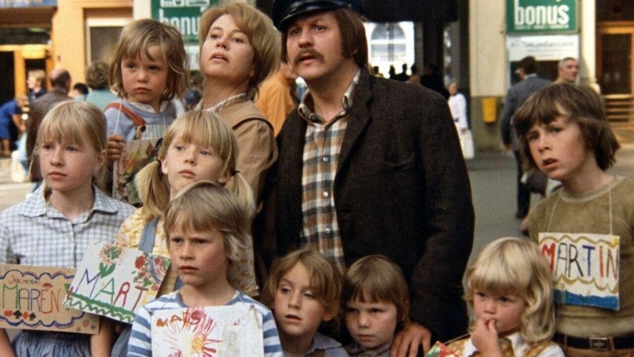 Grandma and the Eight Children 1977 movie scene