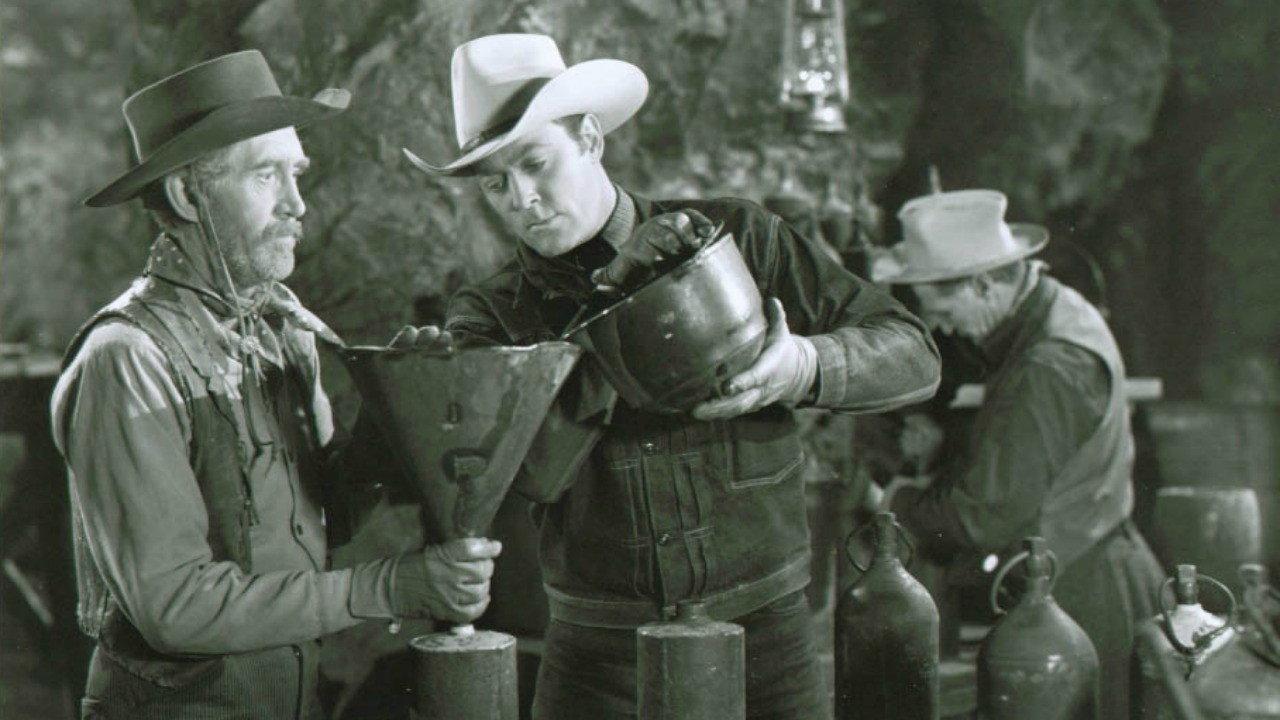 Death Valley Gunfighter 1949 movie scene