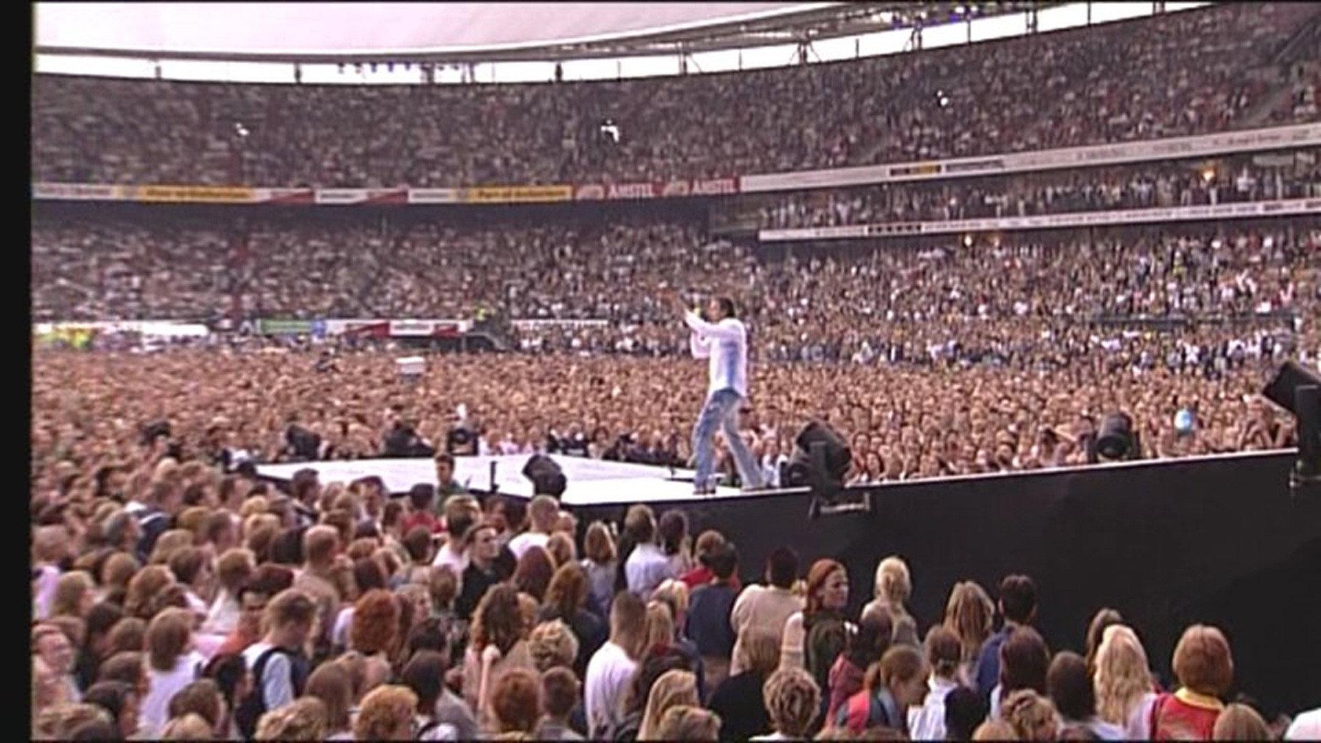 Marco Borsato - Onderweg [live in de kuip] 2002 movie scene