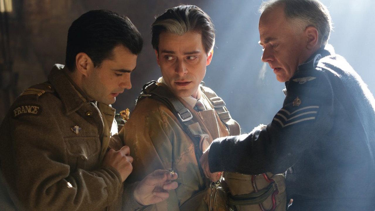 Pierre Brossolette ou les passagers de la lune 2015 movie scene