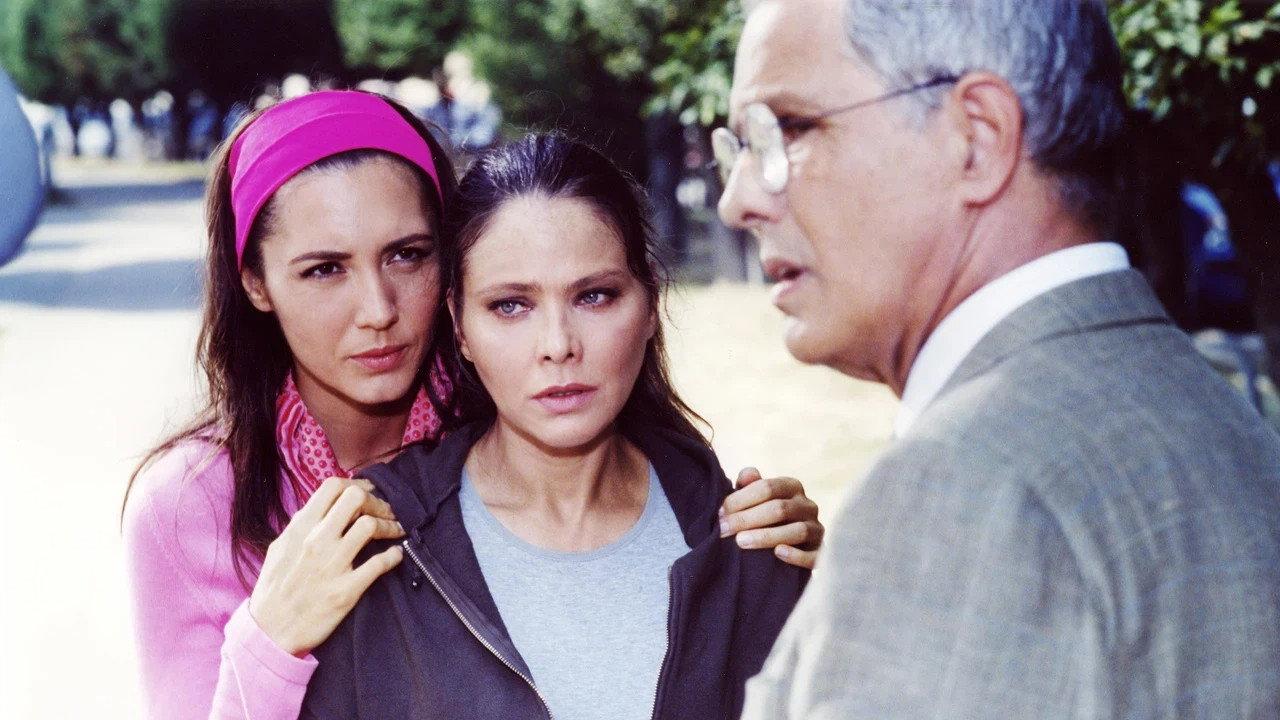 La bambina dalle mani sporche 2005 movie scene