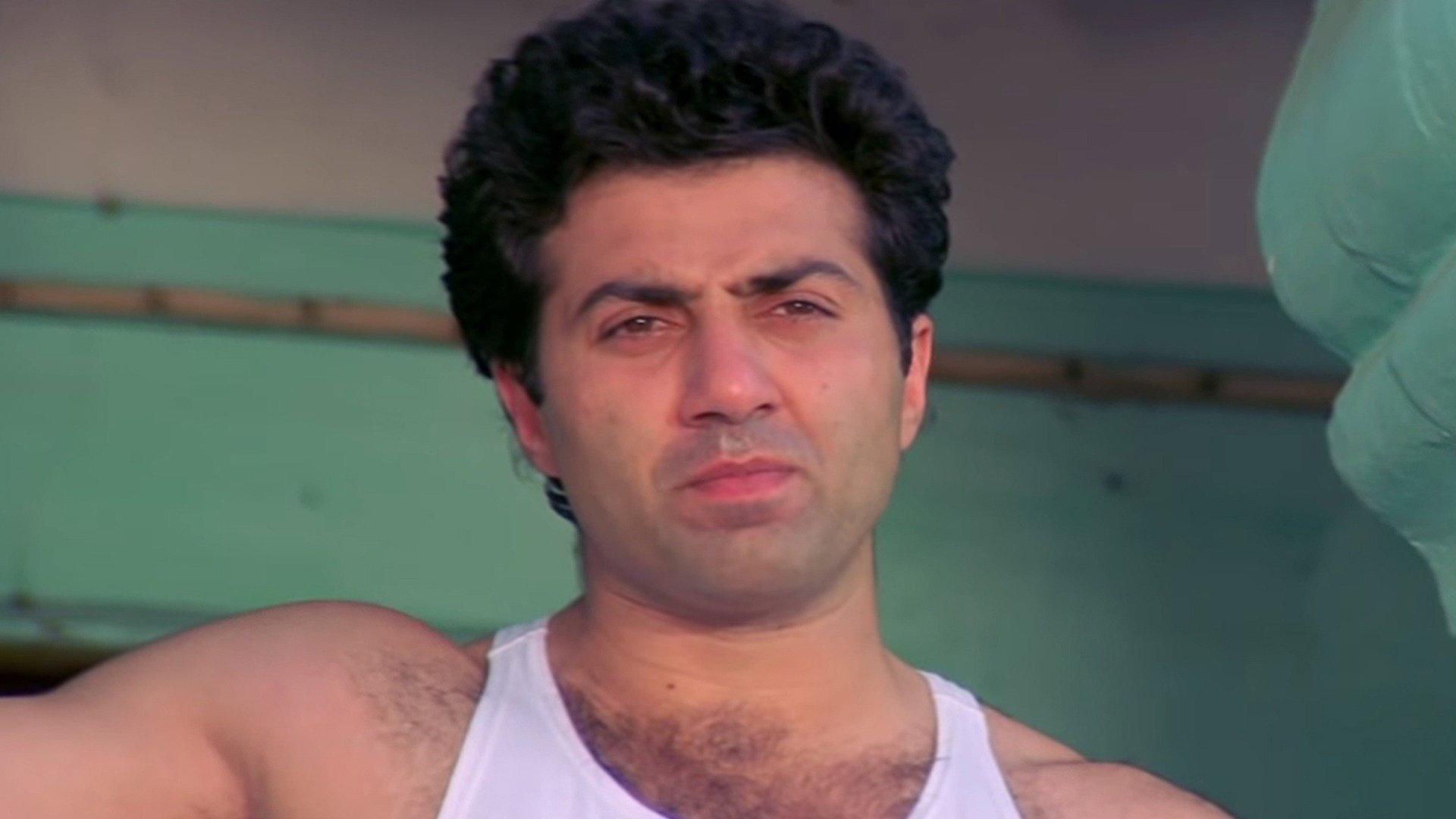Yodha 1991 movie scene