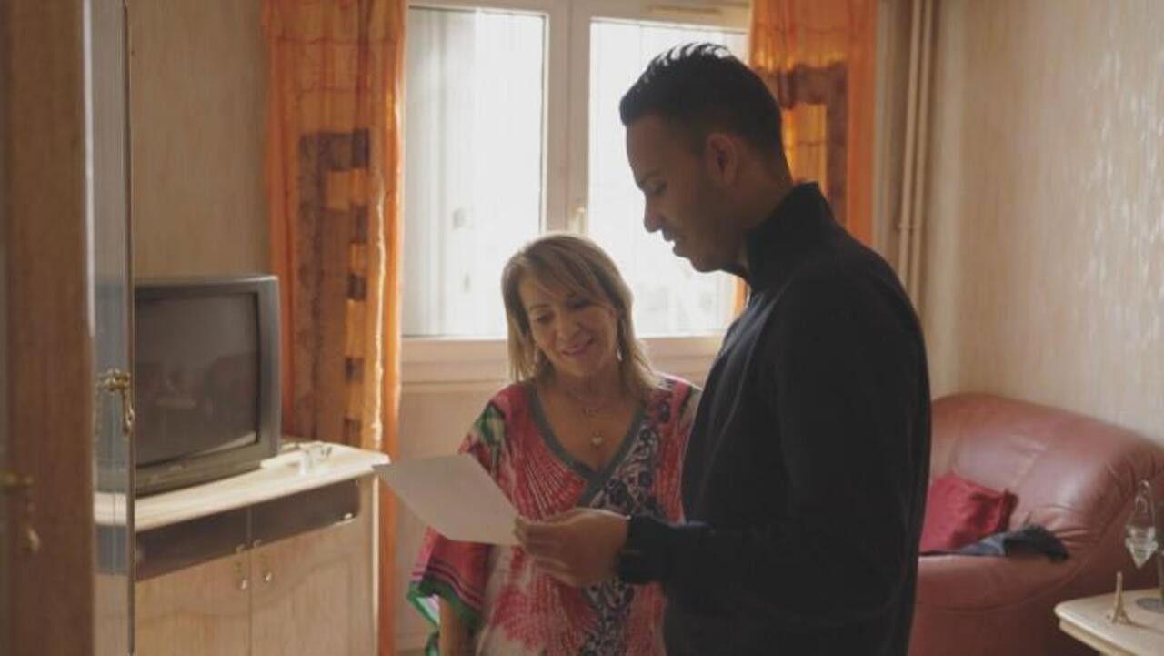 La banlieue, c’est le paradis 2025 movie scene