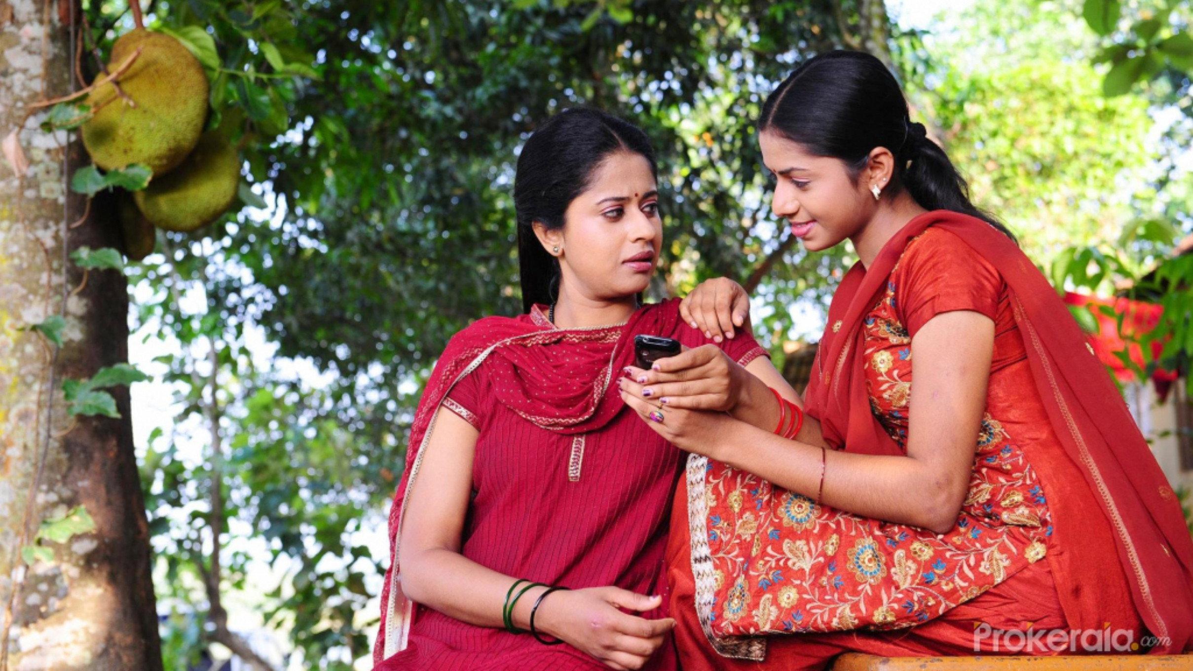 Chuzhalikkattu 2012 movie scene