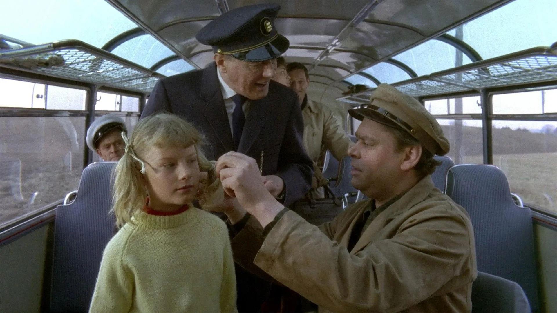 Bussen 1963 movie scene