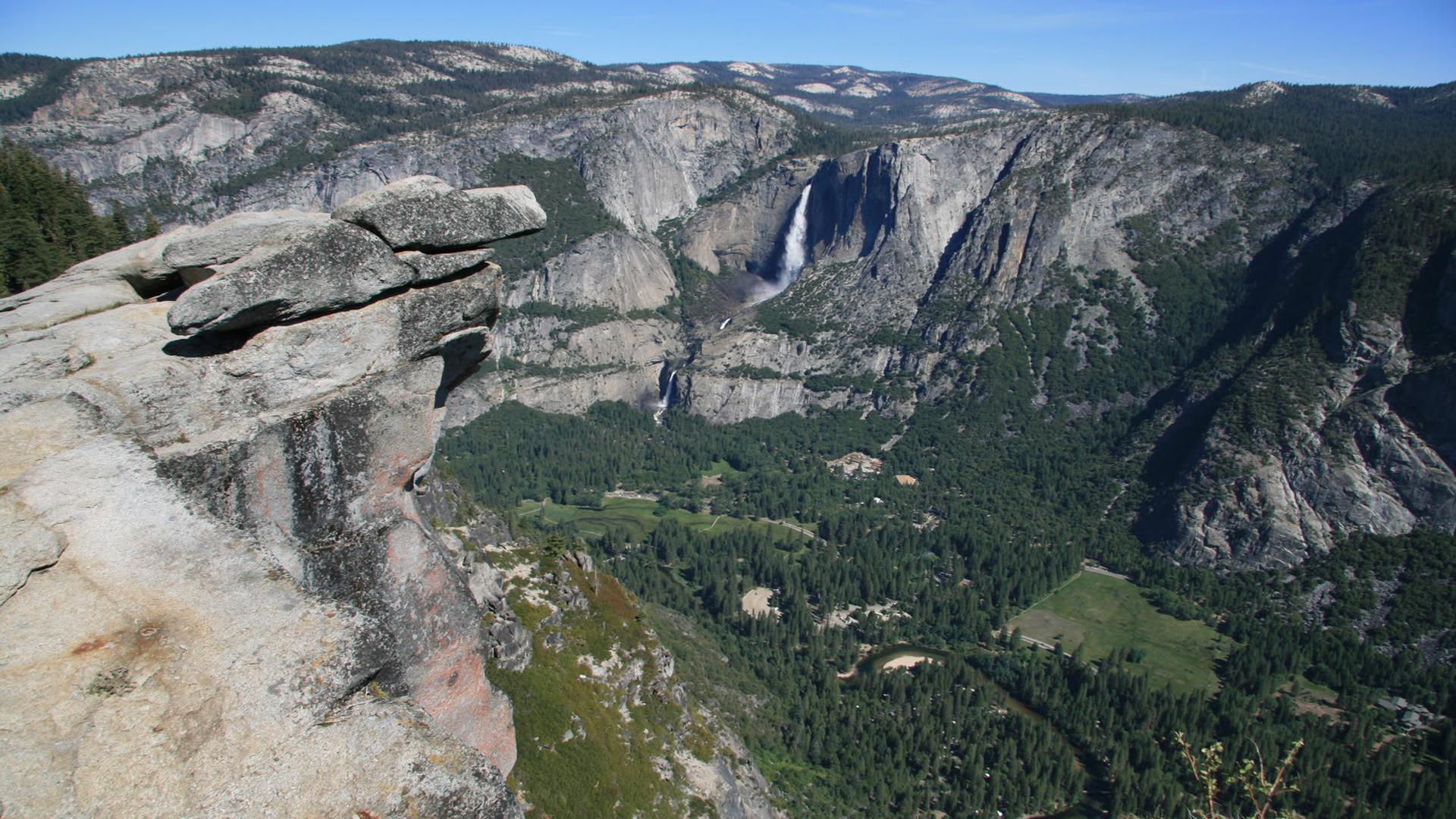 National Parks Exploration Series: Yosemite 2011 movie scene