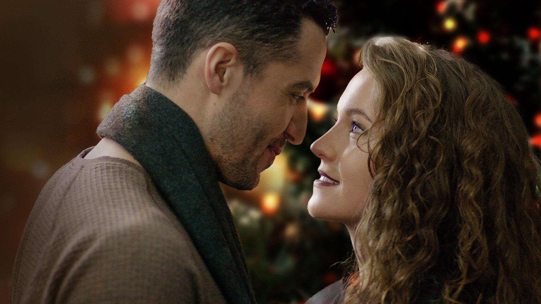 Mistletoe & Molly 2021 movie scene
