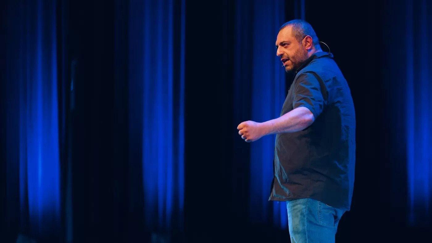 Erhan Demirci: Doe Rustig 2023 movie scene