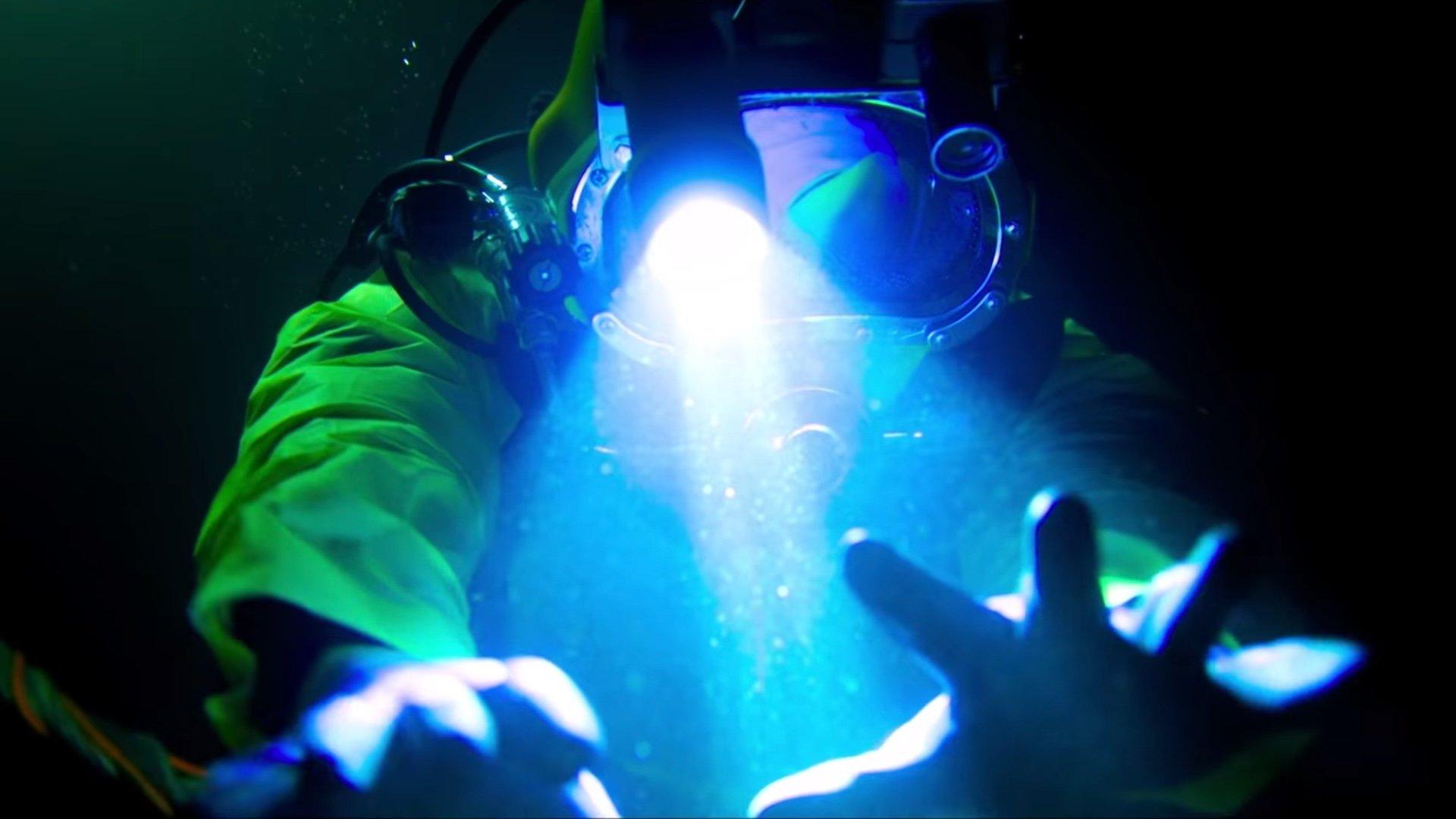 Last Breath 2019 movie scene