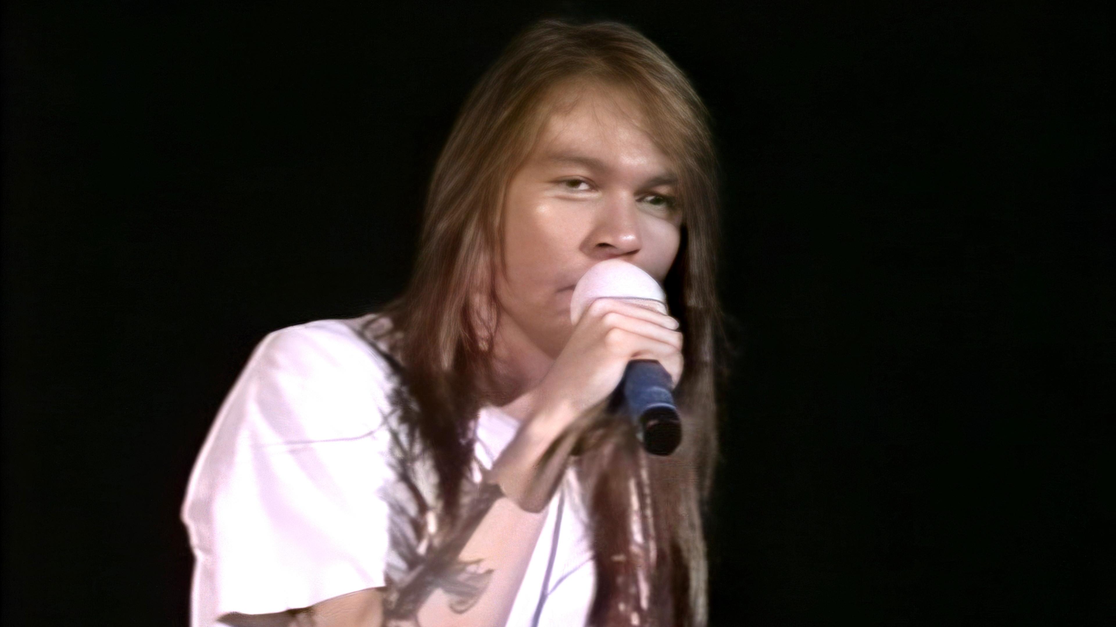 Guns N' Roses: Live In Oklahoma City 1992 movie scene