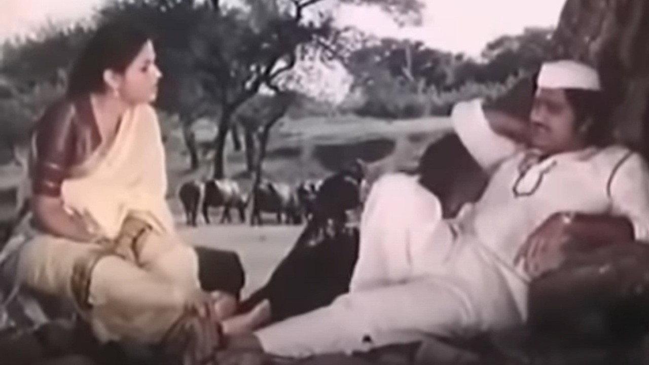 Sasu Varchad Jawai 1983 movie scene