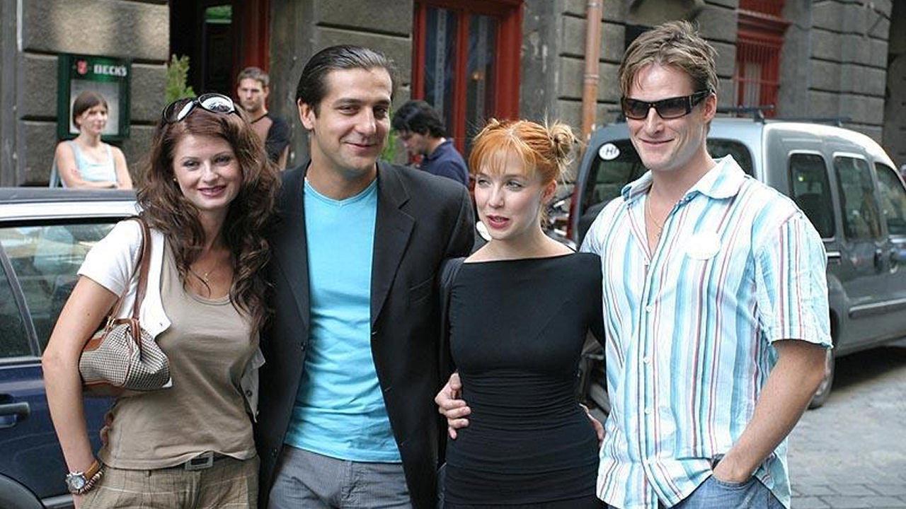 S.O.S. Love! 2007 movie scene