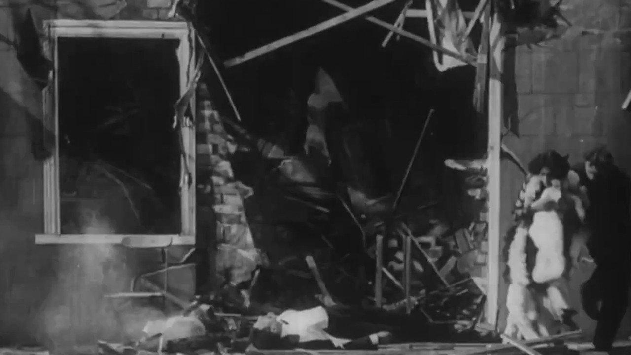 The Airship Destroyer 1909 movie scene