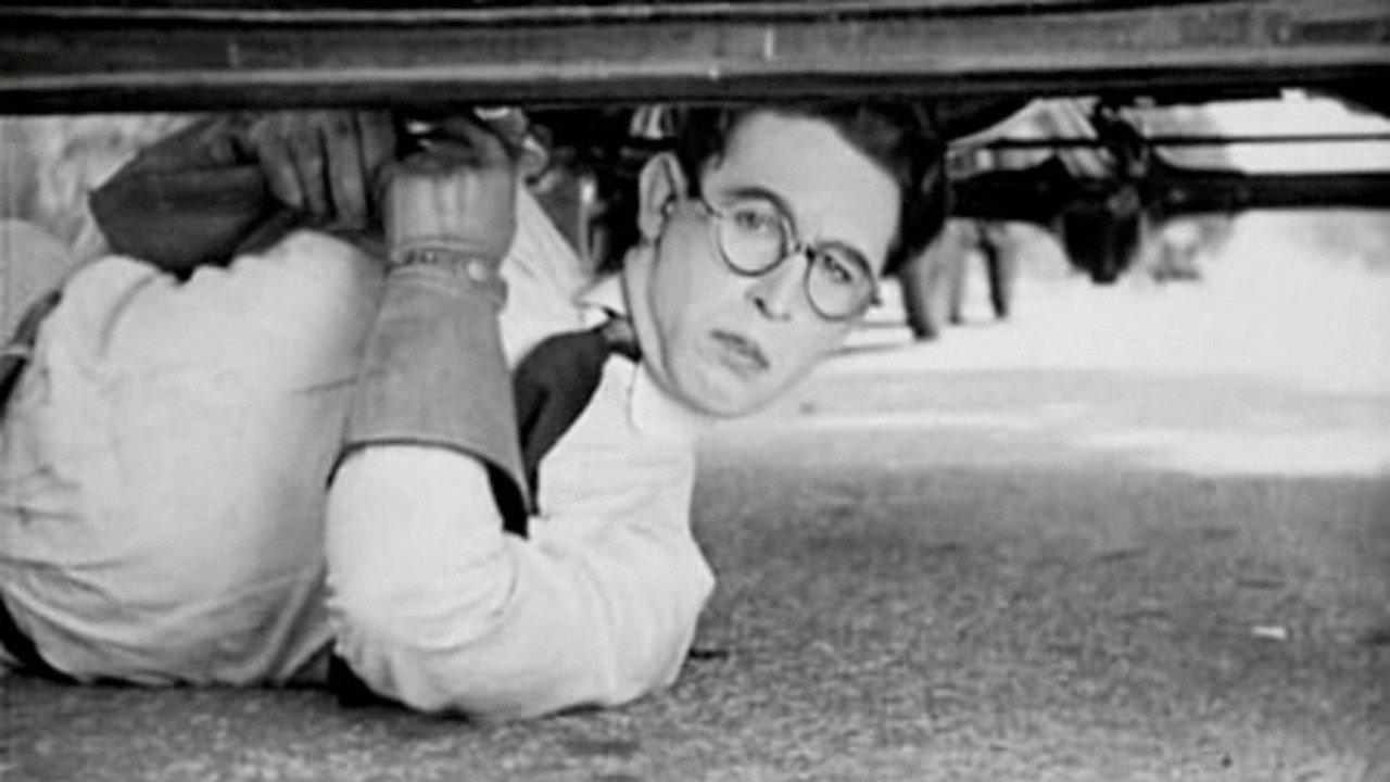 Get Out and Get Under 1920 movie scene